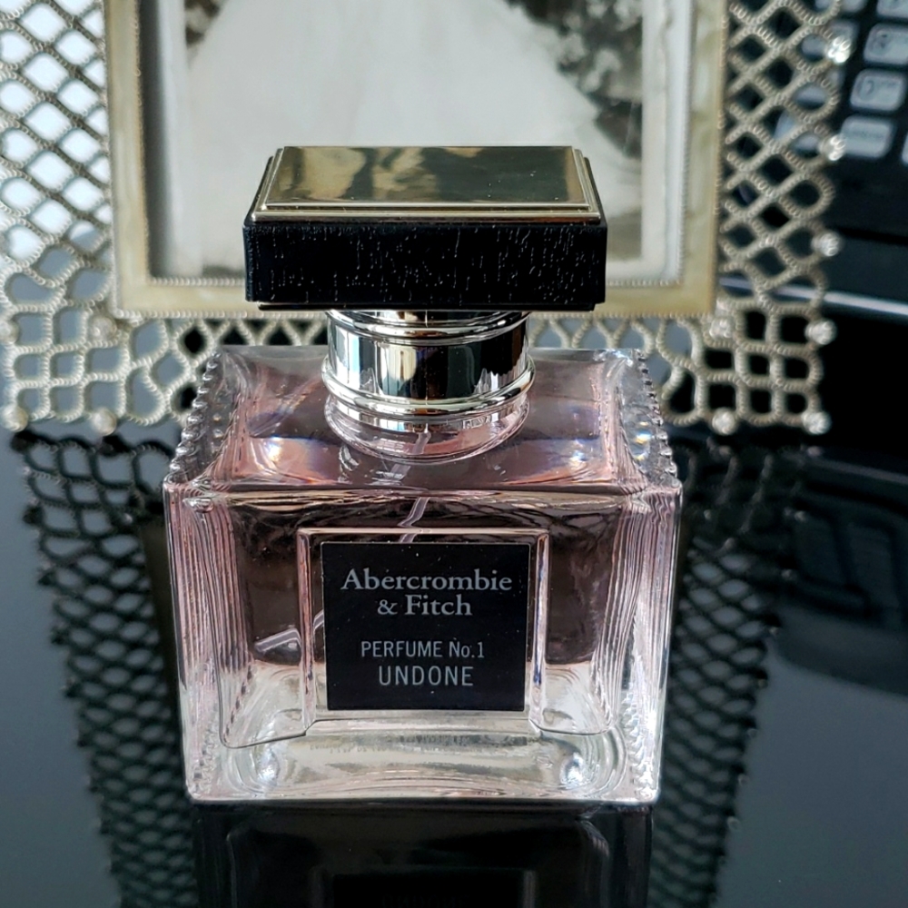 Abercrombie & Fitch Undone NWOT